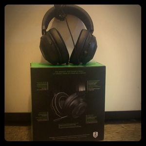 Razer Kraken pro V2. Black.